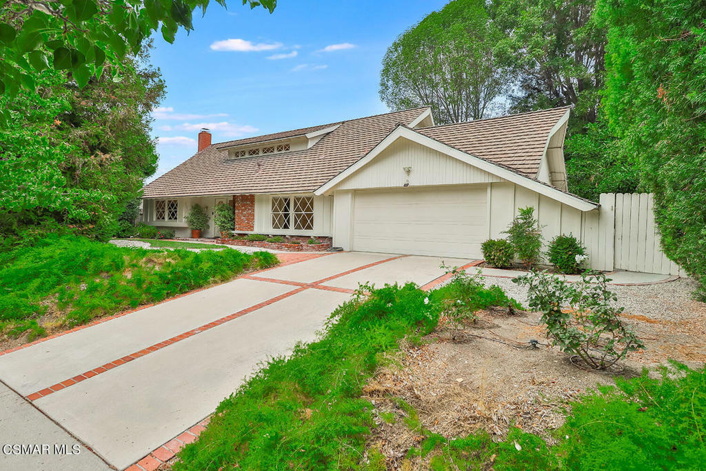 Property Photo:  2107 Hood Drive  CA 91362 