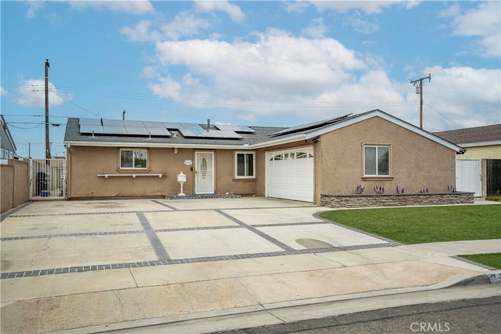 Property Photo:  6609 Yosemite Drive  CA 90620 