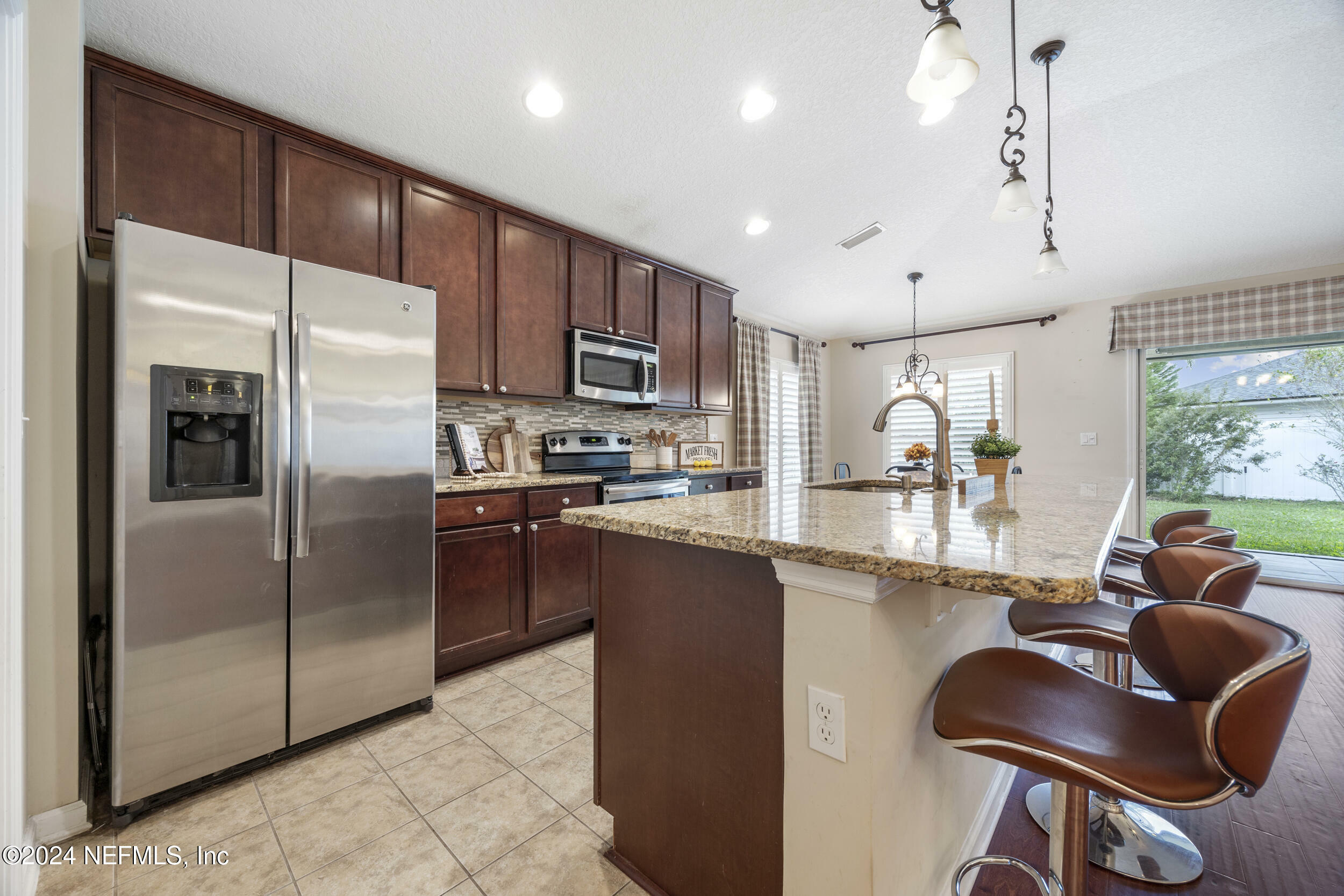 Property Photo:  3719 Summit Oaks Drive  FL 32043 