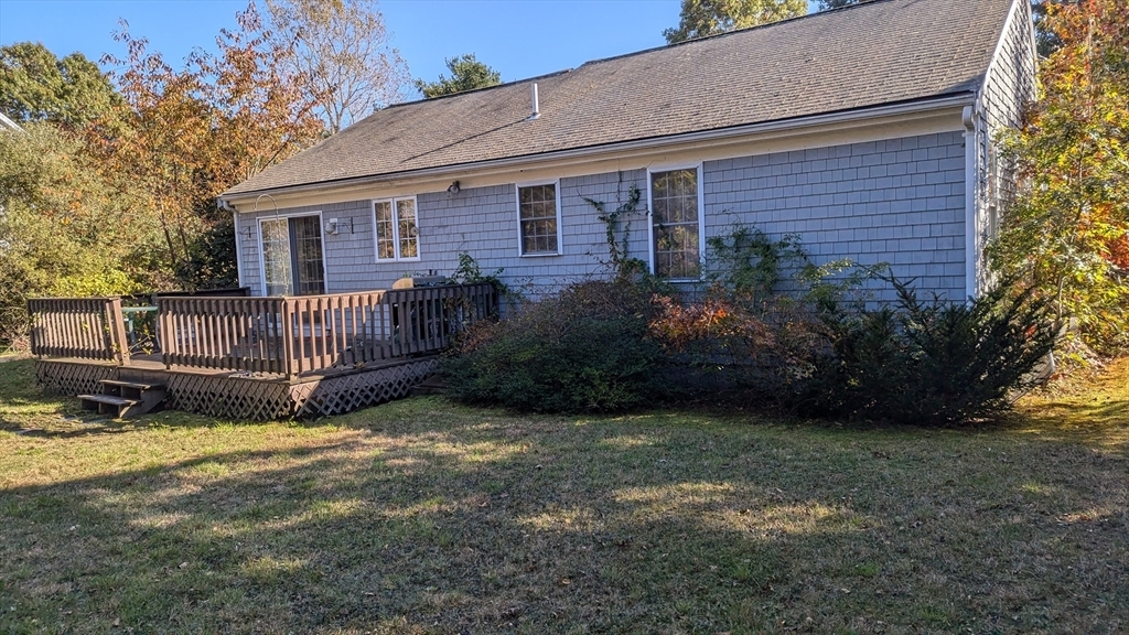 Property Photo:  42 N Ockway Rd  MA 02536 