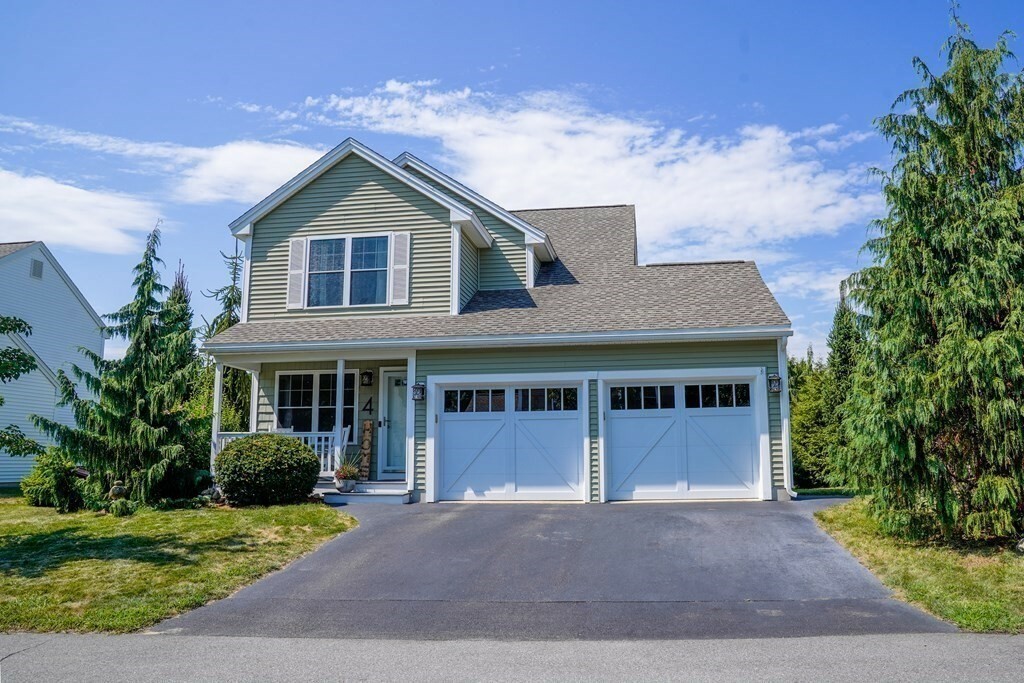 Property Photo:  4 Winslow Ct  MA 01463 