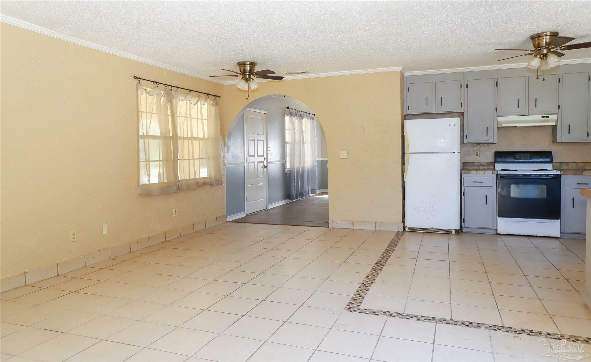 Property Photo:  1505 Bay Woods Rd  FL 32563 