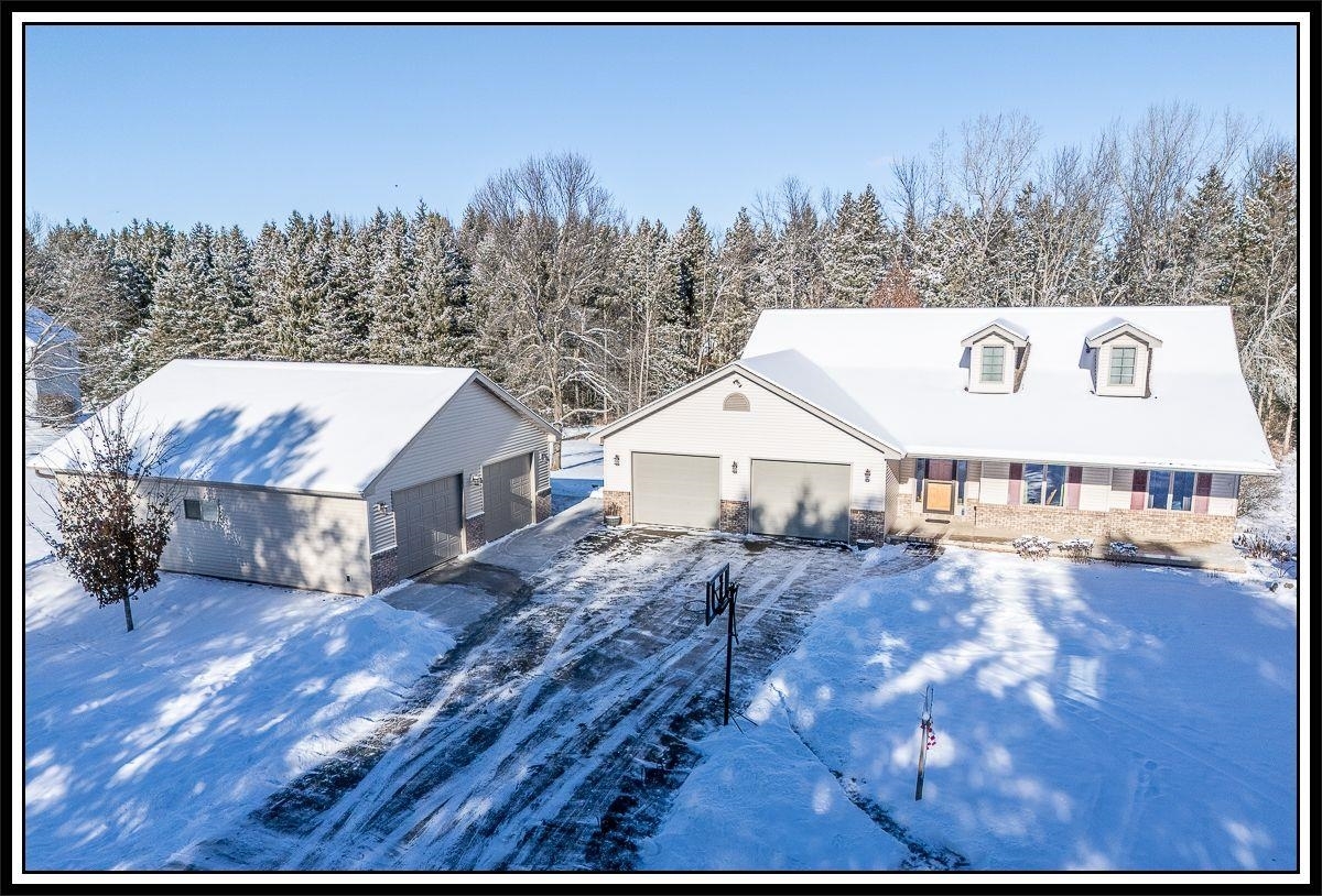 W9372 Garvey Road  Hortonville WI 54944-9618 photo