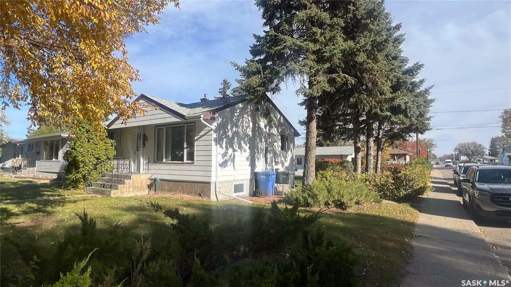 Property Photo:  1802 97th Street  SK S9A 0L1 