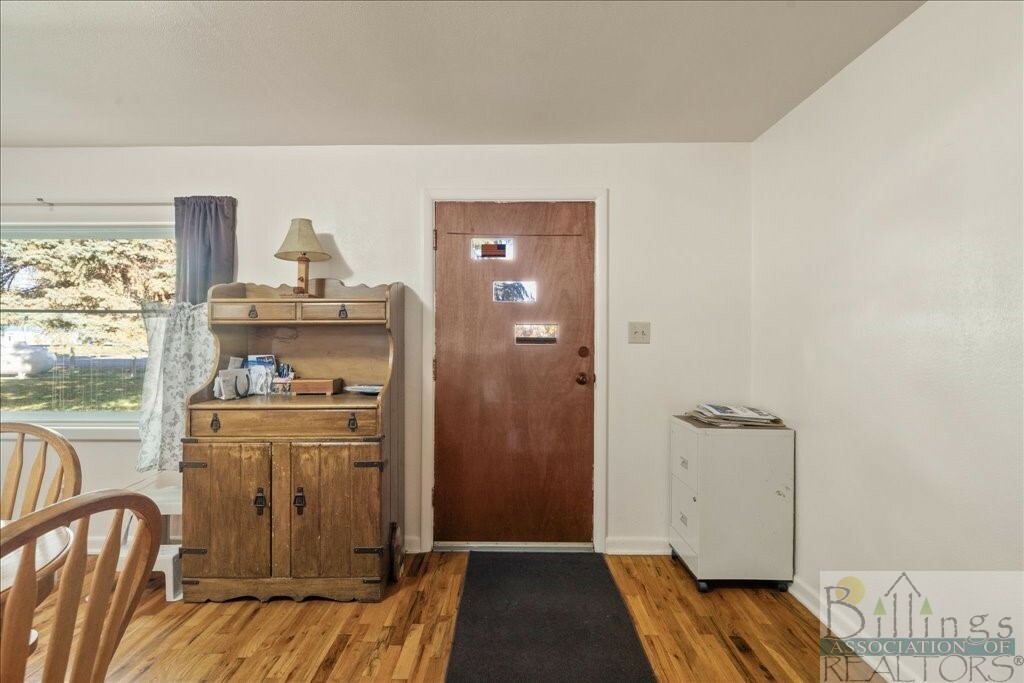 Property Photo:  116 Harding Ave  MT 59050 