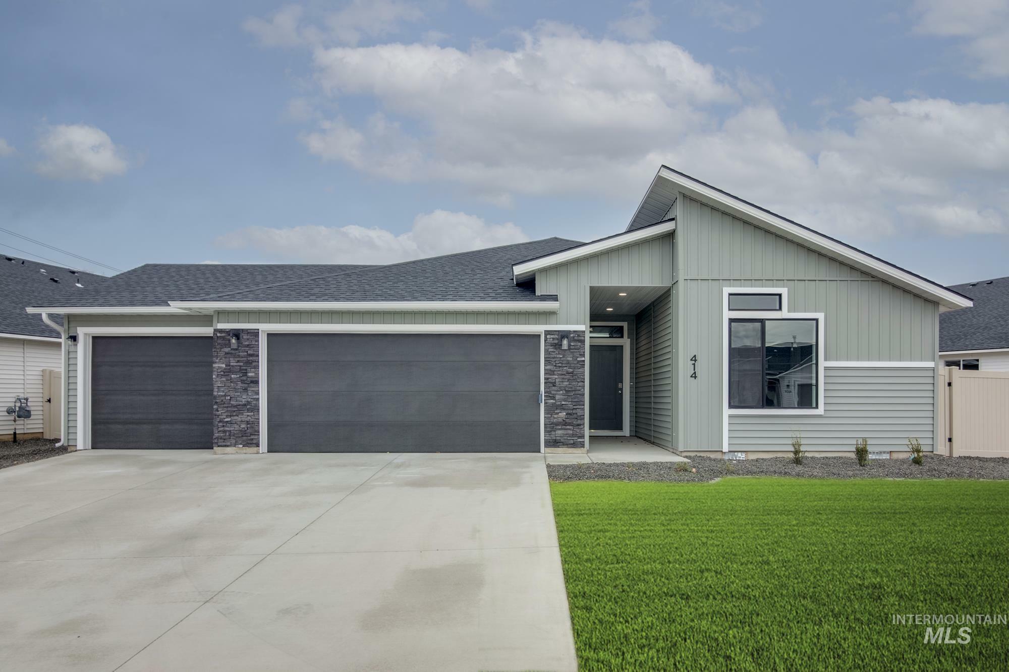 Property Photo: 414 Hildago Way ID 83605