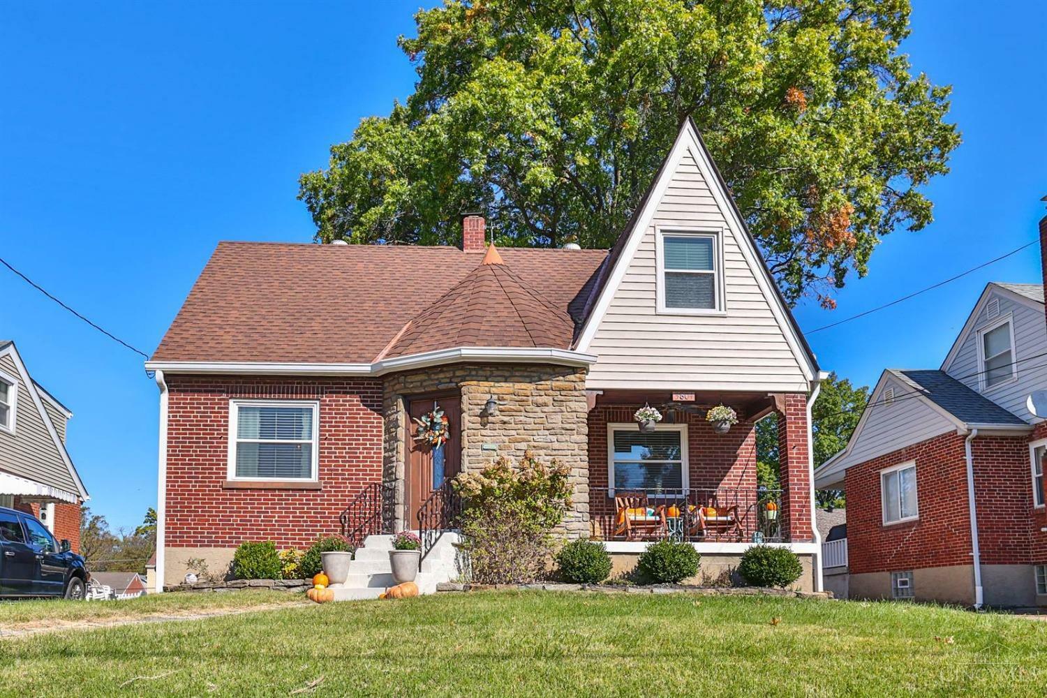 Property Photo:  3804 Thornton Drive  OH 45236 