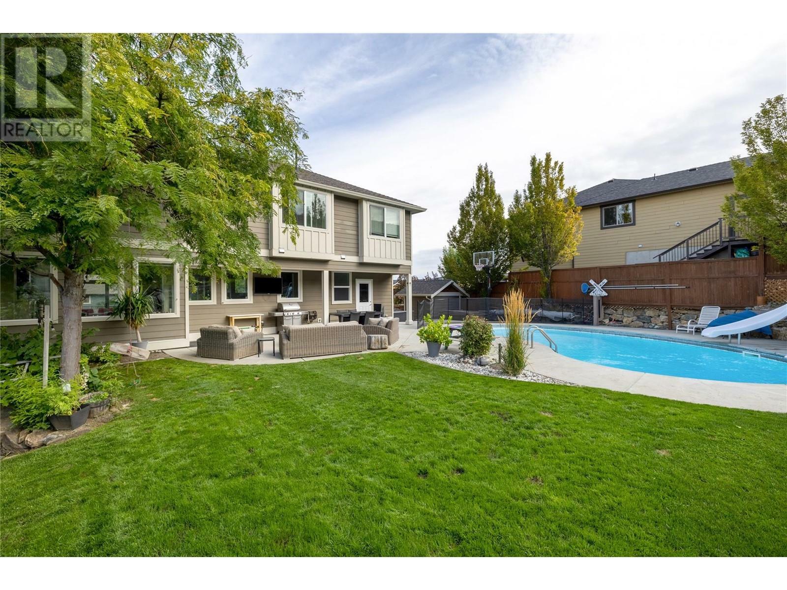 893 Hewetson Avenue  Kelowna BC V1W 5C9 photo