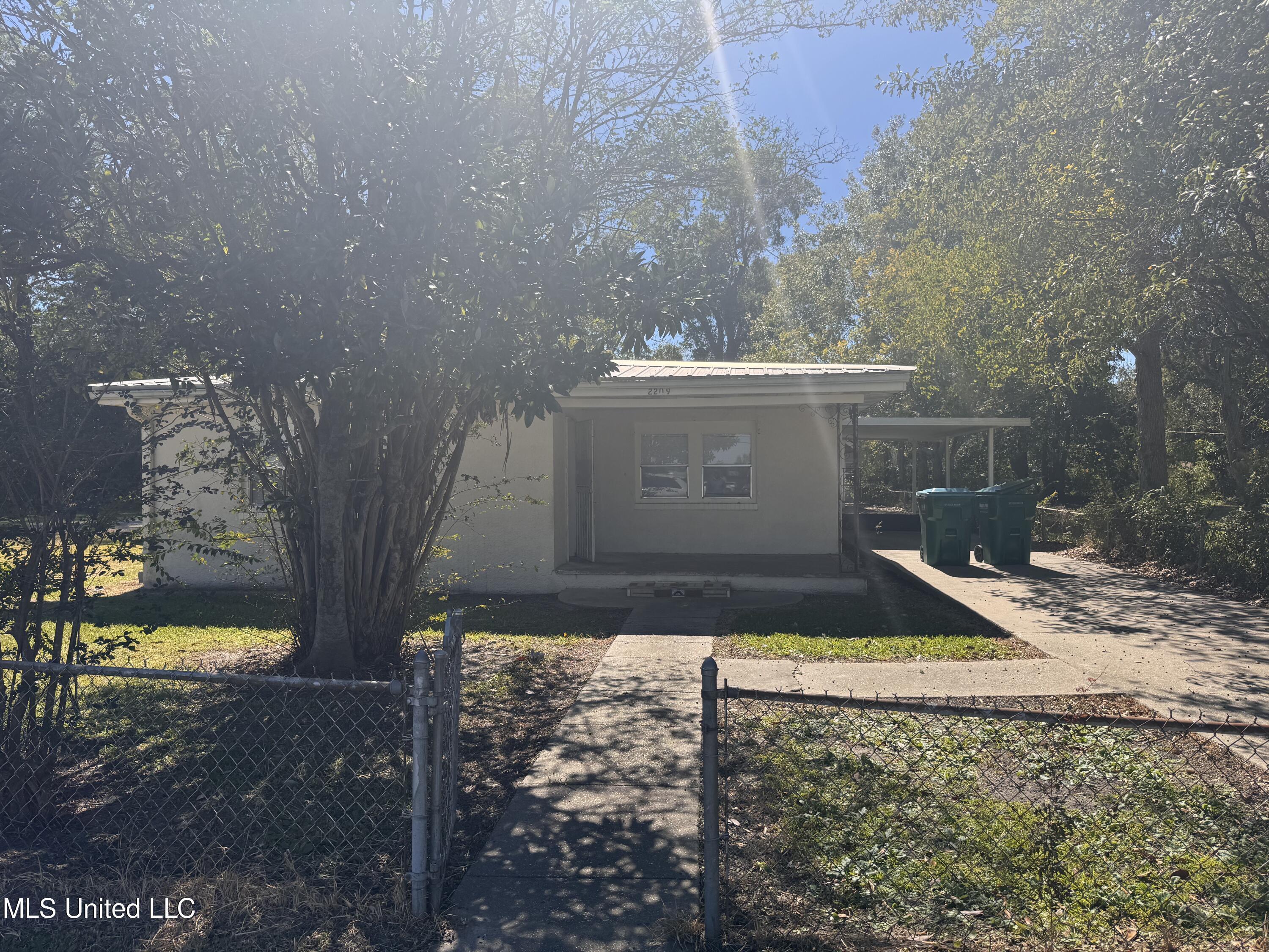 Property Photo:  2209 34th Street  MS 39501 