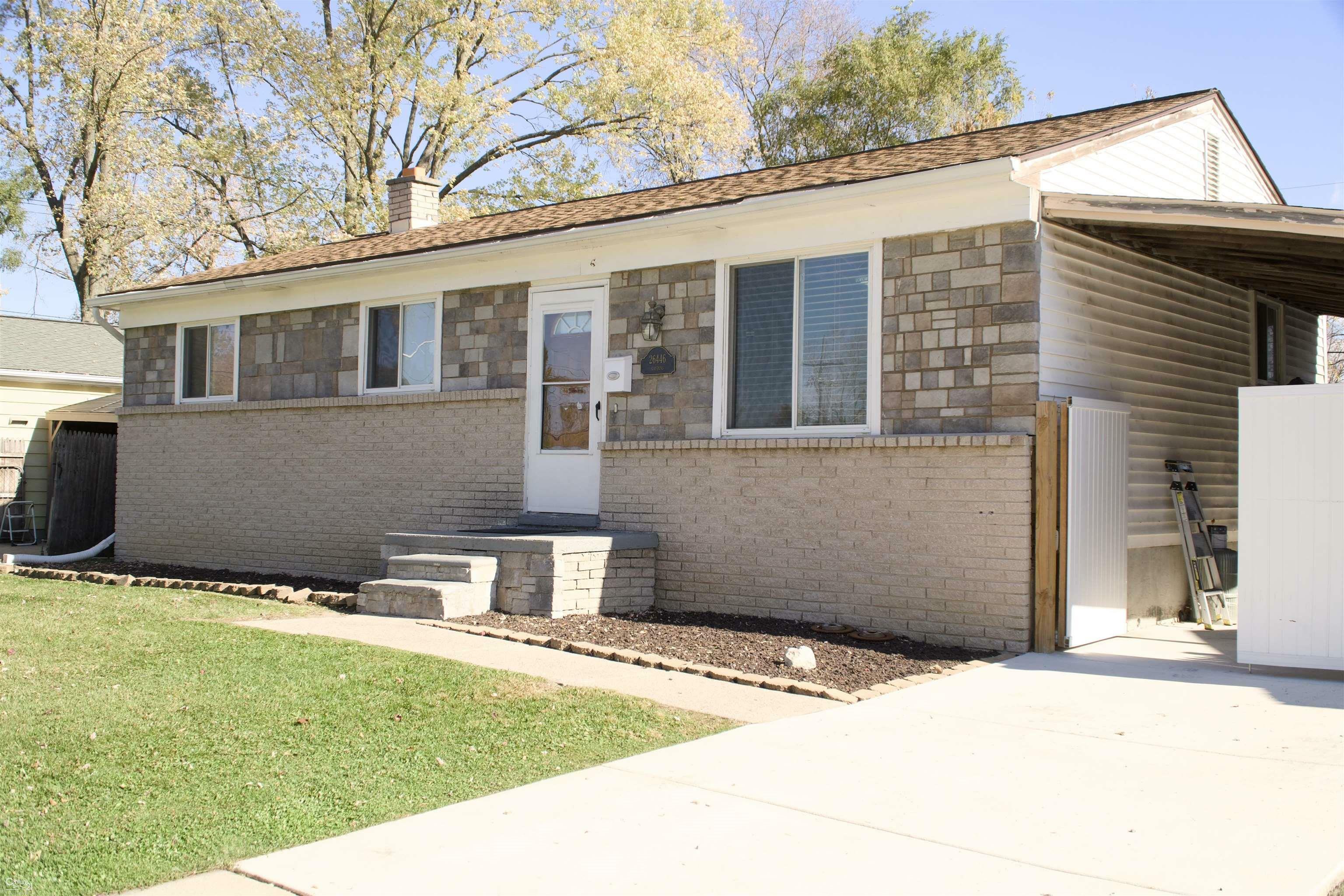 Property Photo:  26446 Couzens Avenue  MI 48071 