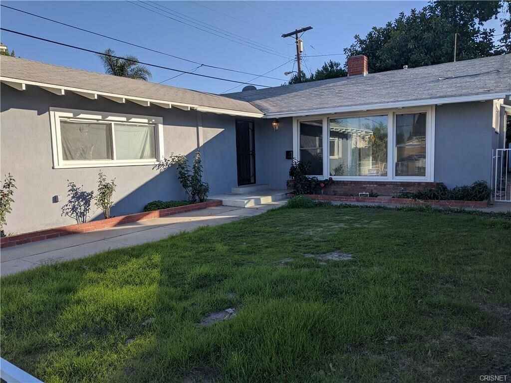 Property Photo:  13720 Leadwell Street  CA 91405 