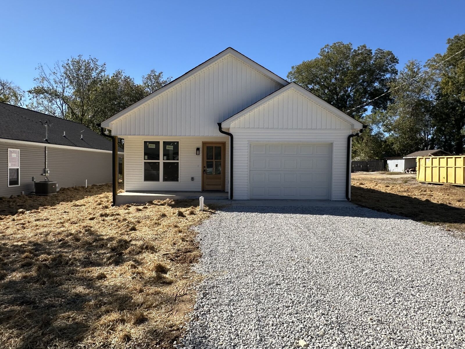 Property Photo: 505 Plattenburg St TN 37398