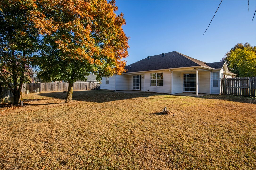 Property Photo:  75 Hyacinth Lane  AR 72730 