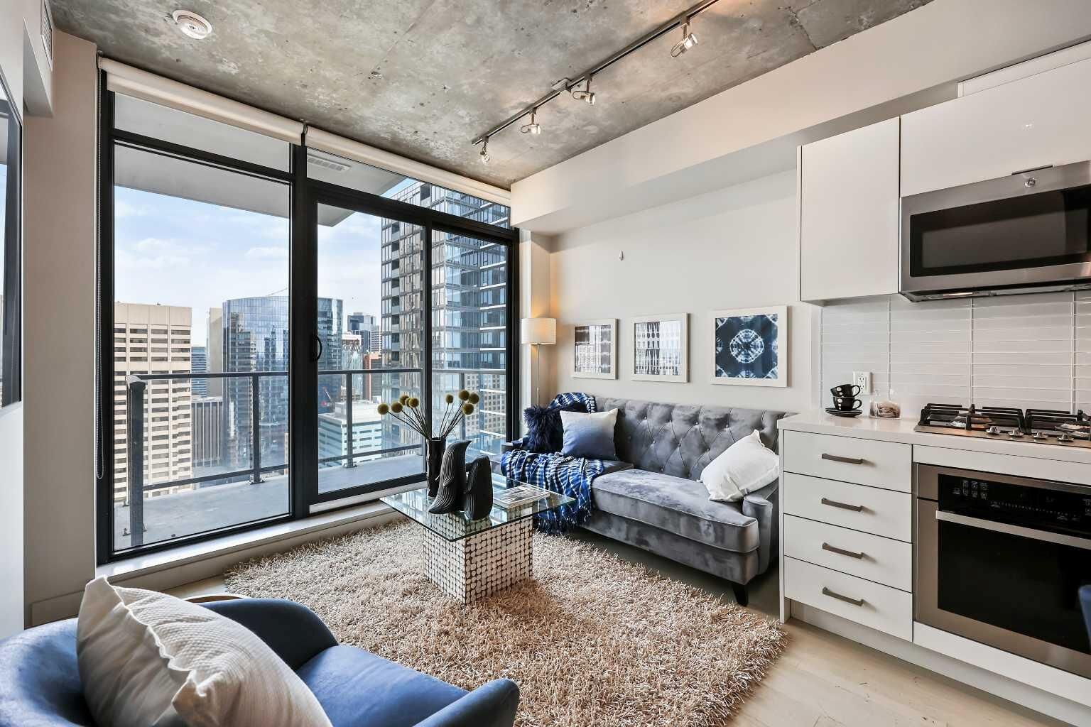 Property Photo:  1010 6 Street SW 1305  AB T2R 1B4 