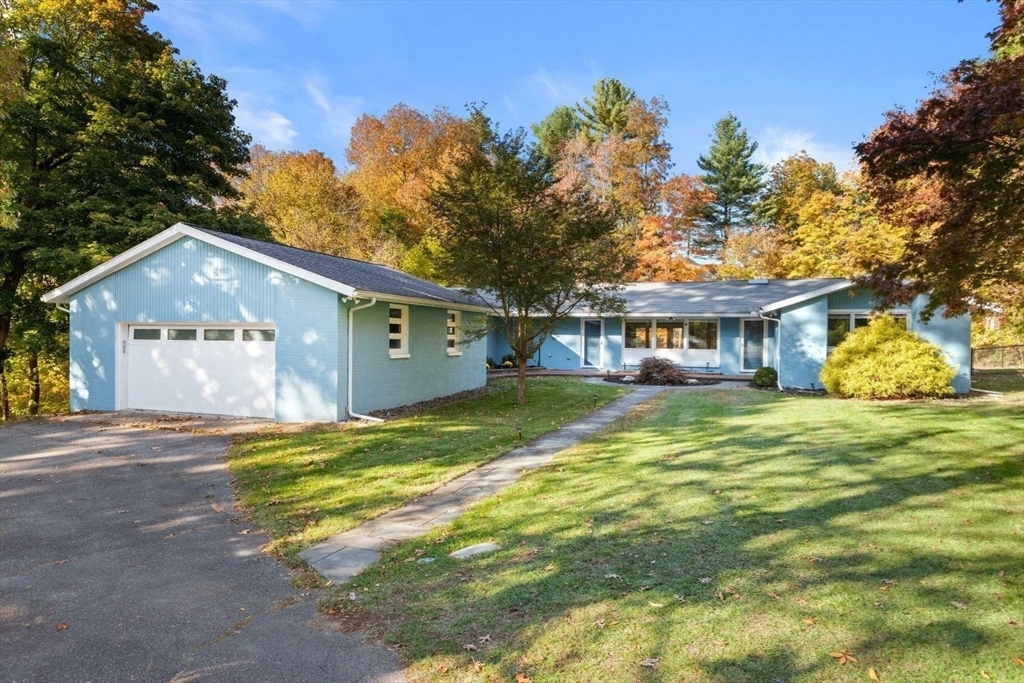 Property Photo:  5 Greystone Rd  MA 02030 