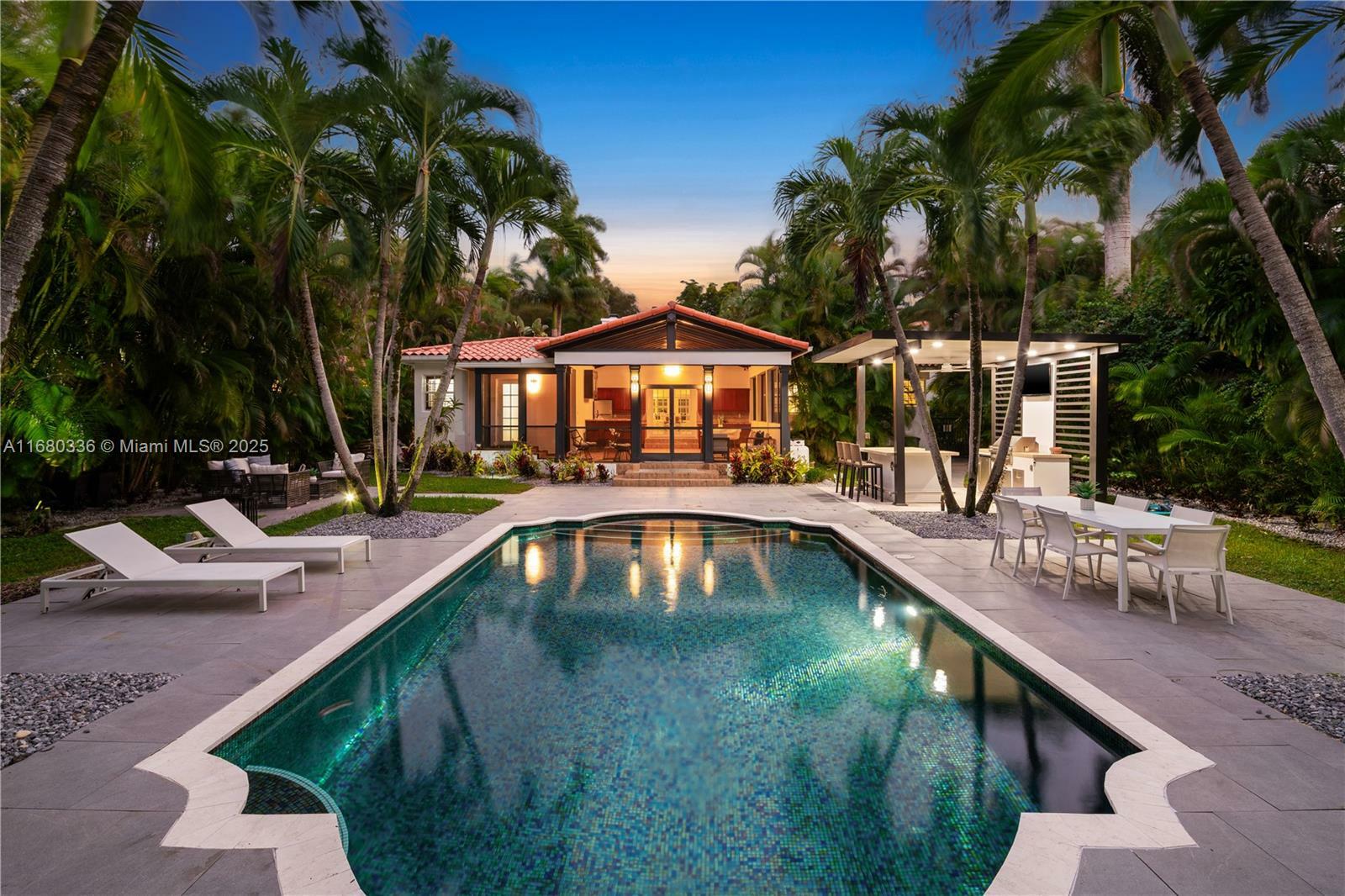 Property Photo: 1137 Sorolla Ave FL 33134