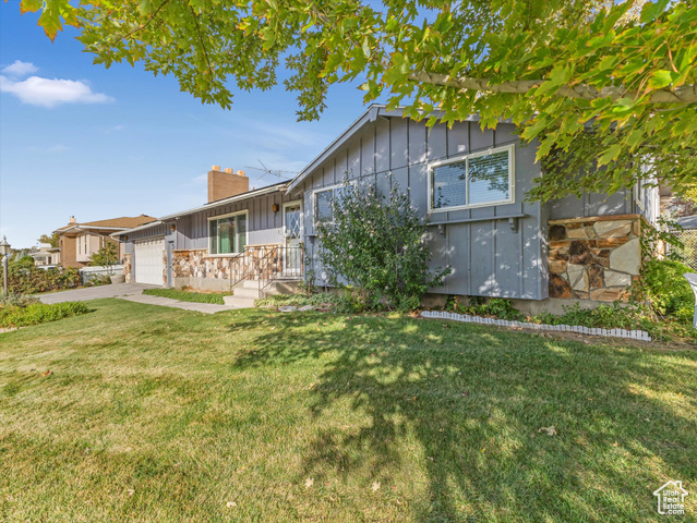 Property Photo:  8707 S Buena Vista Dr E  UT 84094 