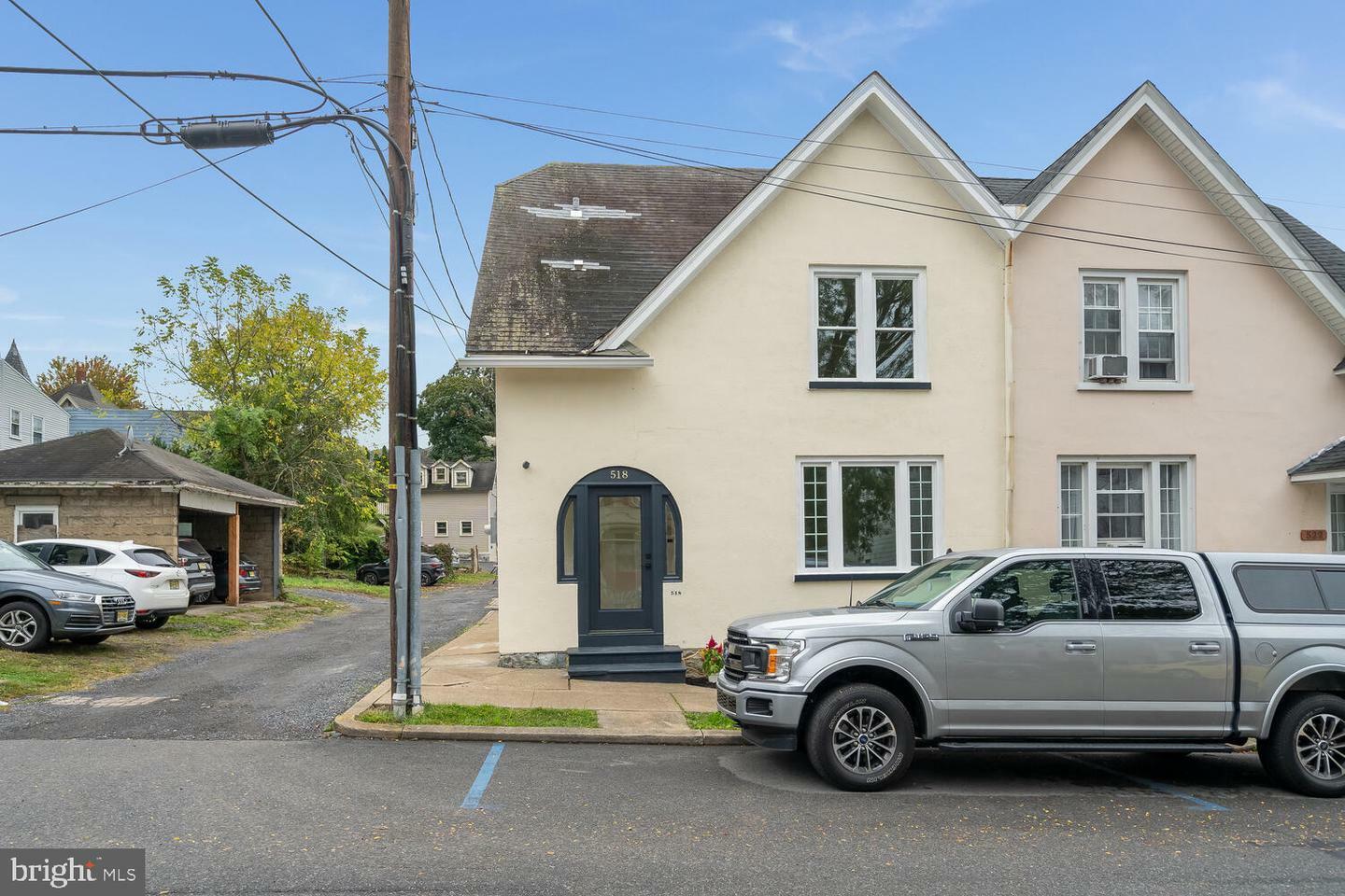 Property Photo:  518 Parsons Street  PA 18042 