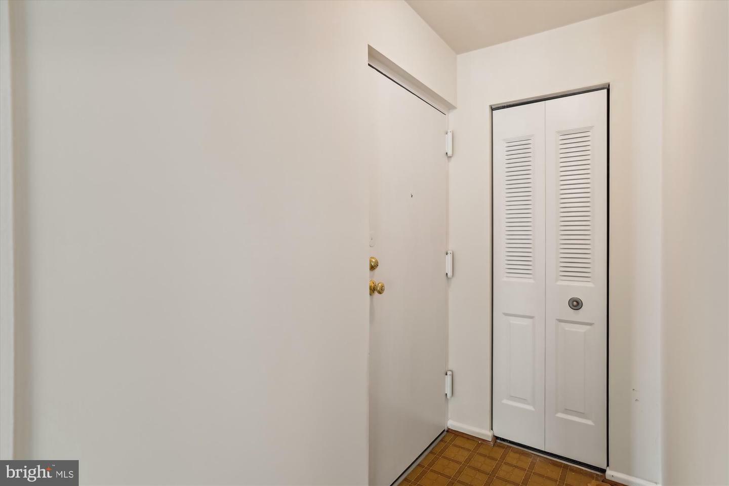 Property Photo:  2570 Riva Road 15C  MD 21401 