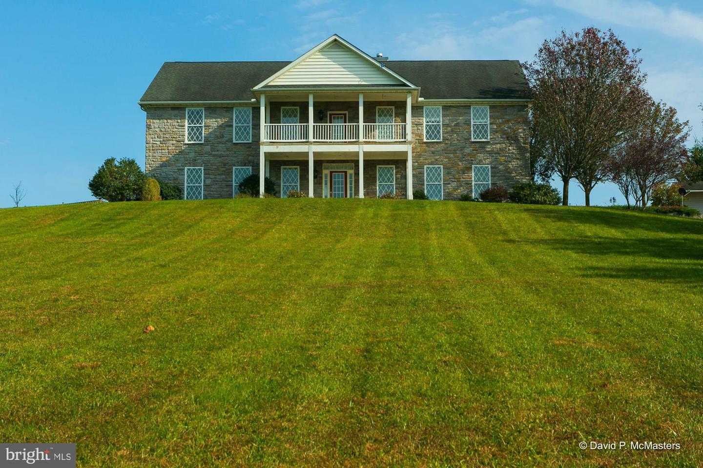 Property Photo:  83 Major King Circle  WV 25427 