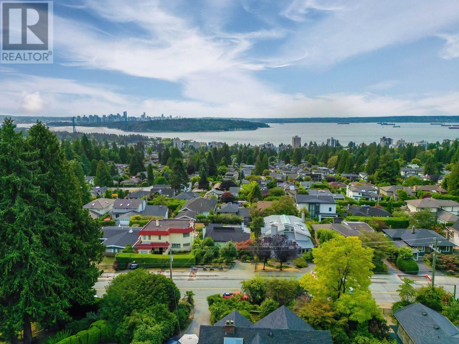 Property Photo:  1449 Mathers Avenue  BC V7T 2G5 