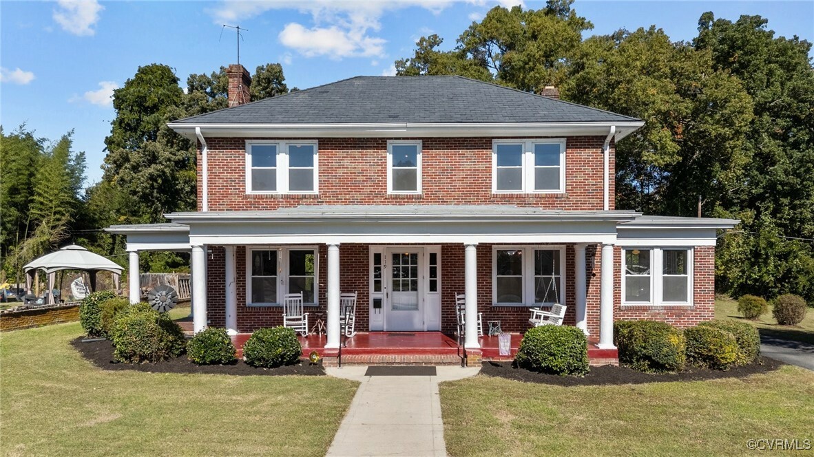 Property Photo:  119 Gatewood Avenue  VA 23930 