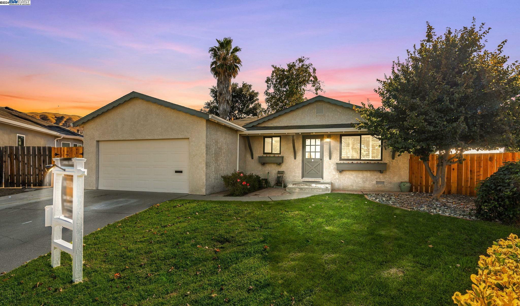 Property Photo:  282 Fernald Ct  CA 94539 