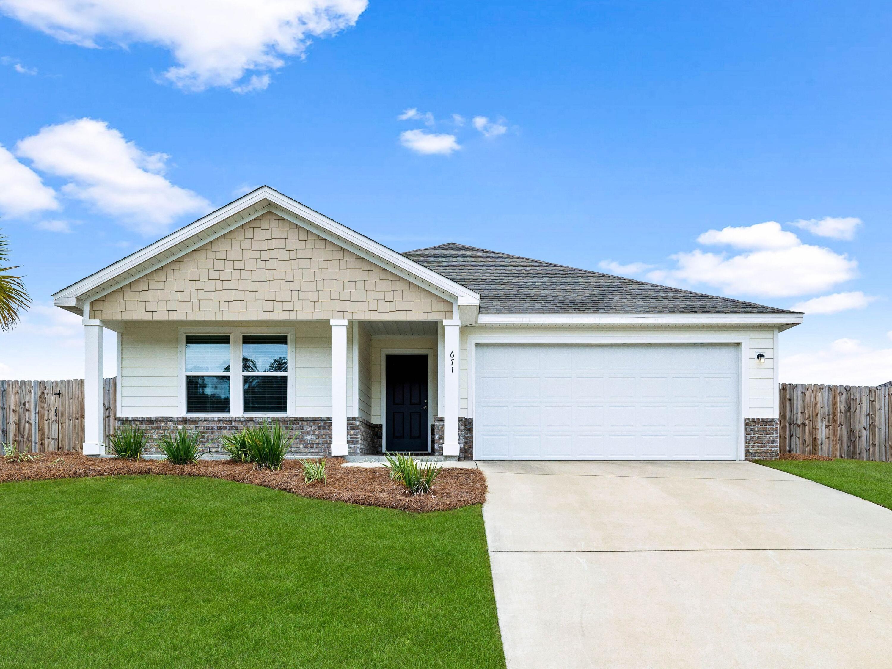 Property Photo: 671 Whispering Creek Avenue FL 32439