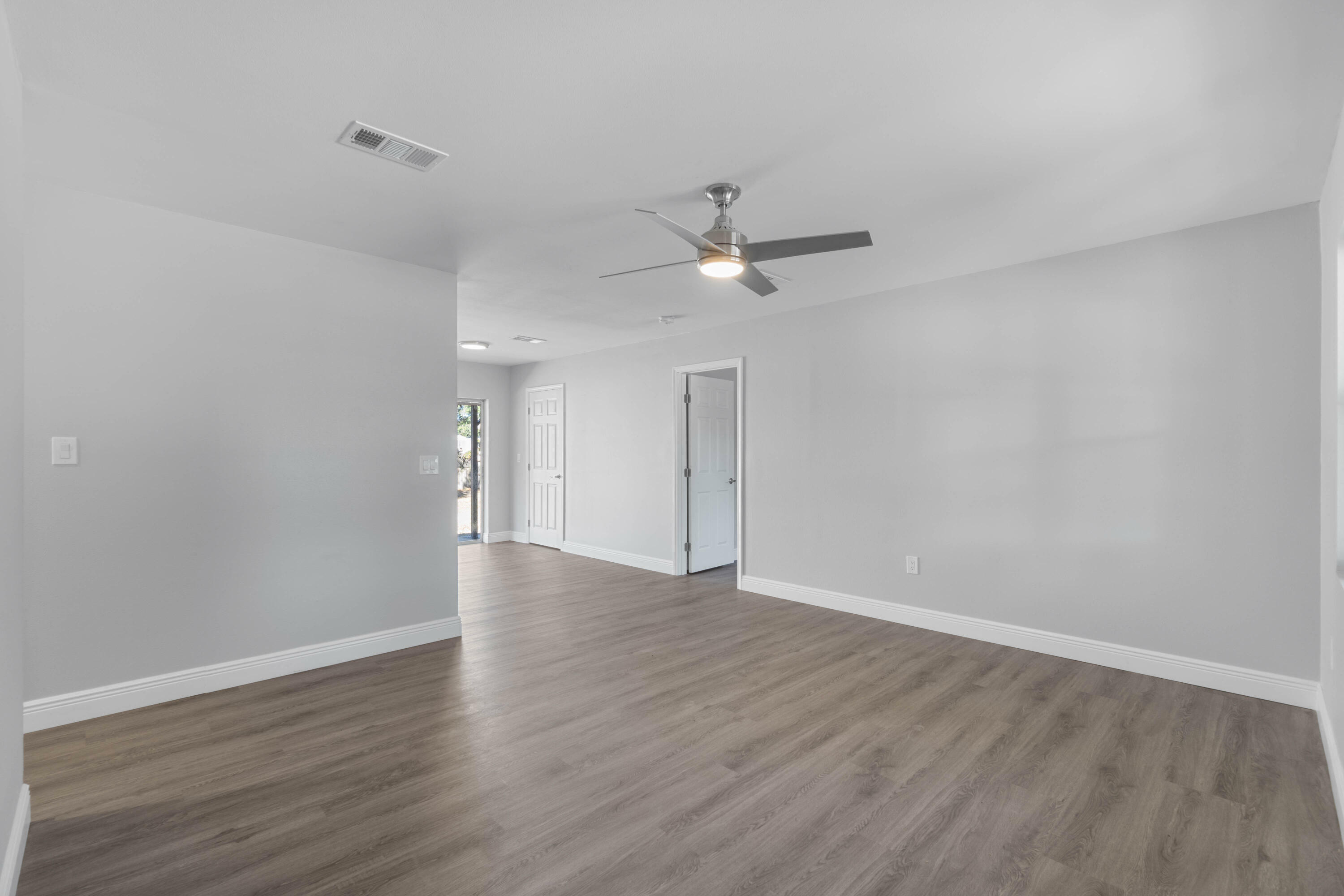 Property Photo:  406 NW Oakland Circle  FL 32548 