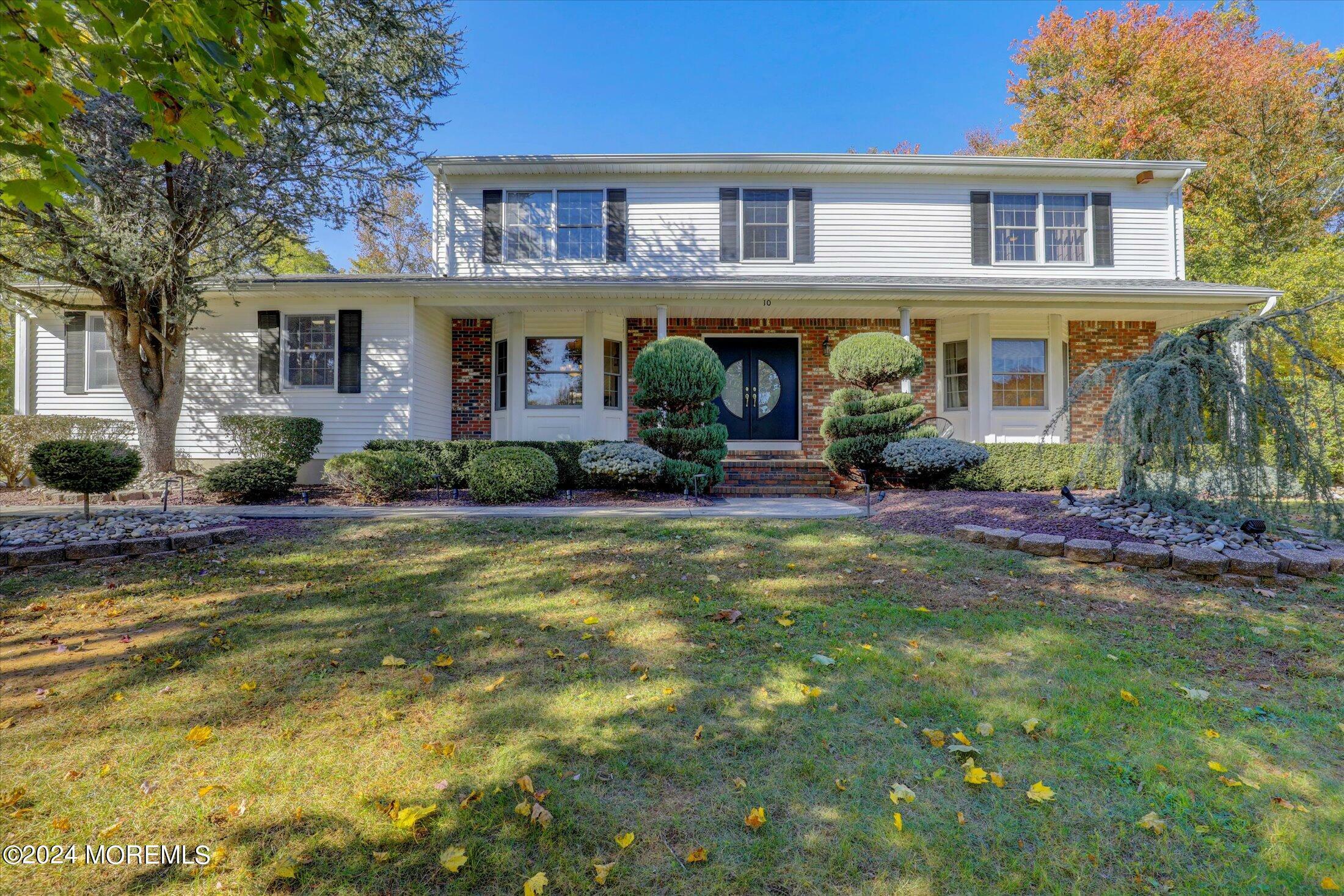 Property Photo:  10 Holly Hill Road  NJ 07746 