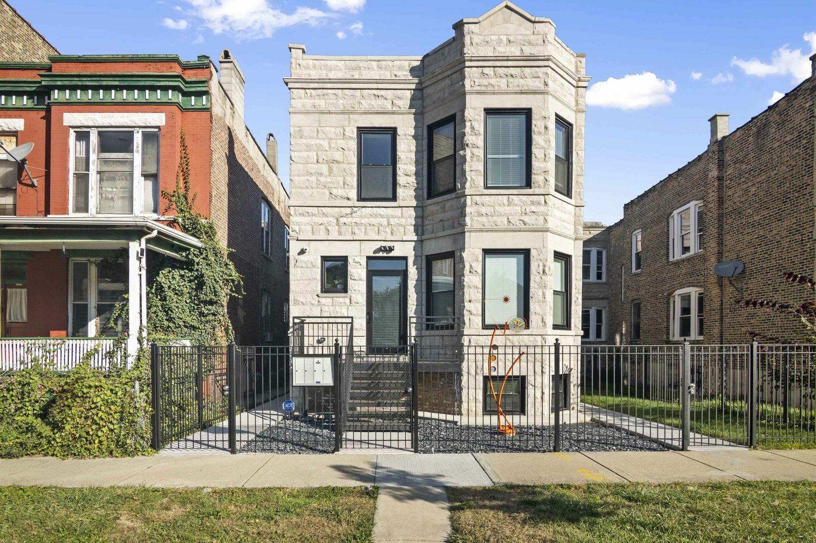 Property Photo:  3126 W Fulton Boulevard 1R  IL 60612 