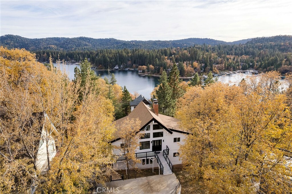 27792 West Shore Road  Lake Arrowhead CA 92352 photo