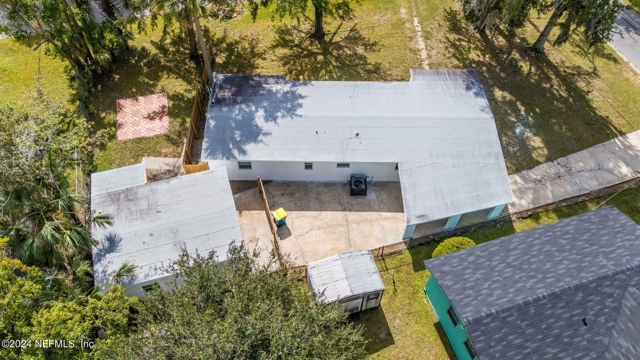 Property Photo:  6109 Carnation Road  FL 32209 