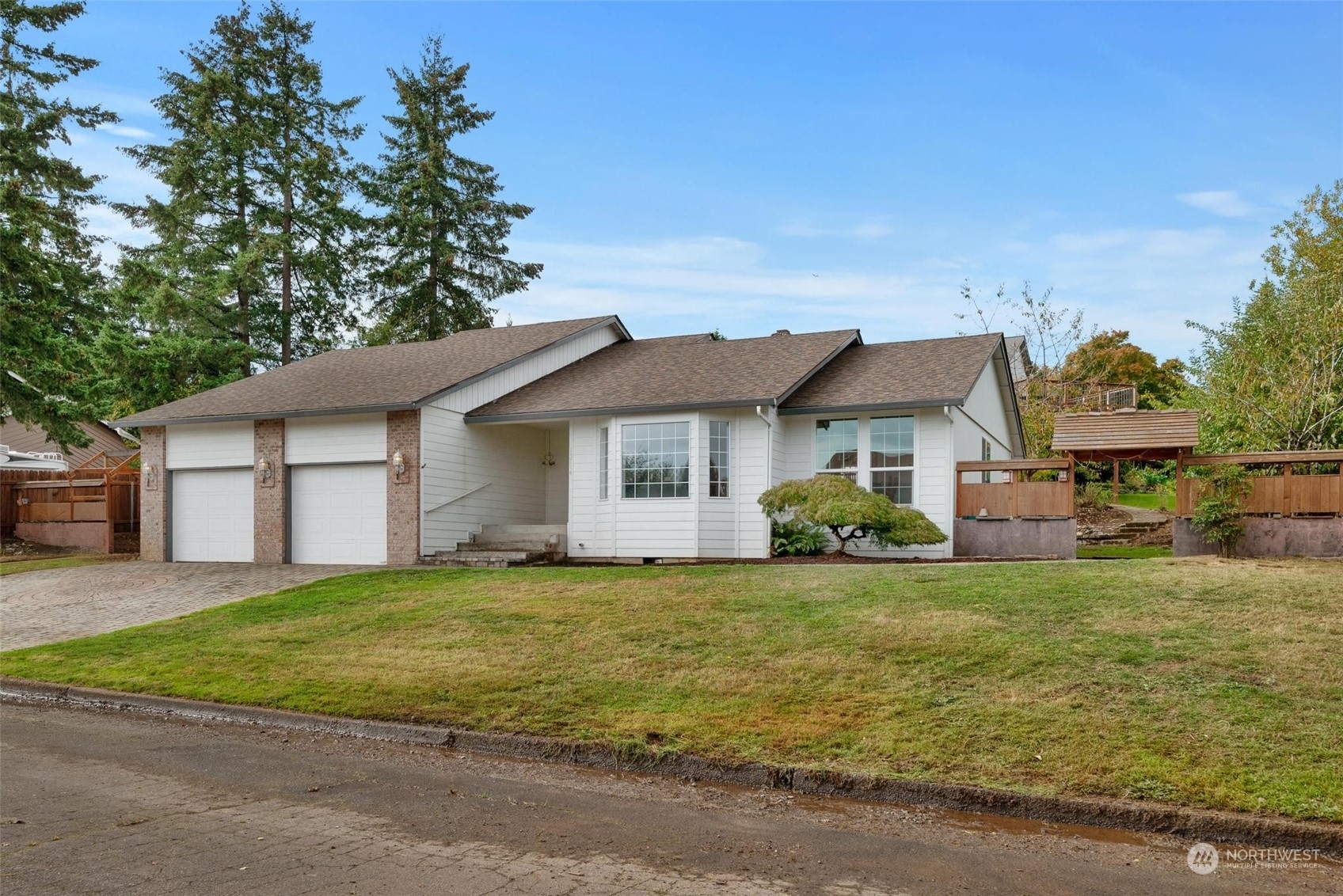 Property Photo:  15714 NE 31st Avenue  WA 98686 