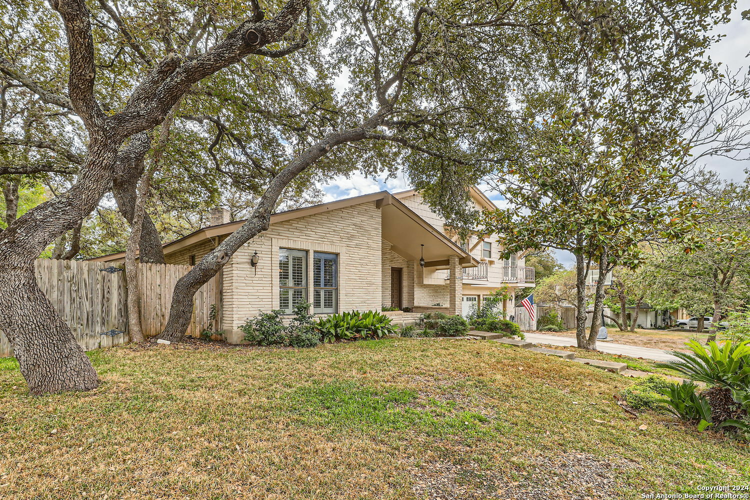 Property Photo:  12838 Country Rdg  TX 78216 