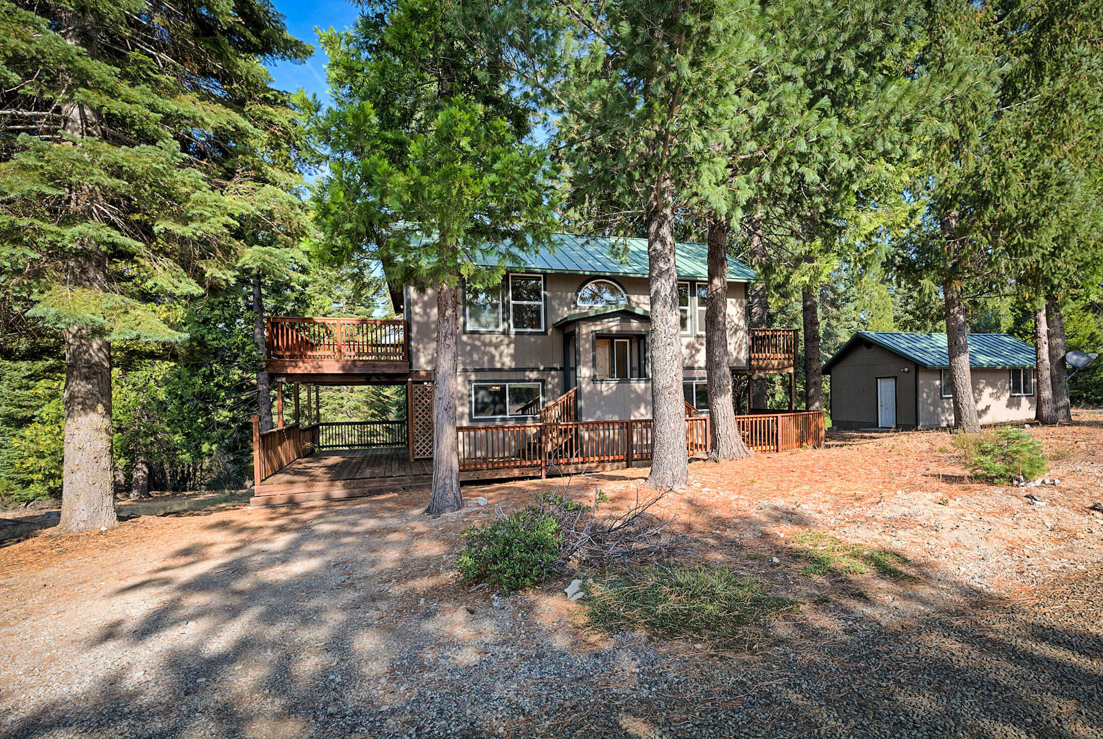 Property Photo:  409 Big Sky Road  CA 96067 