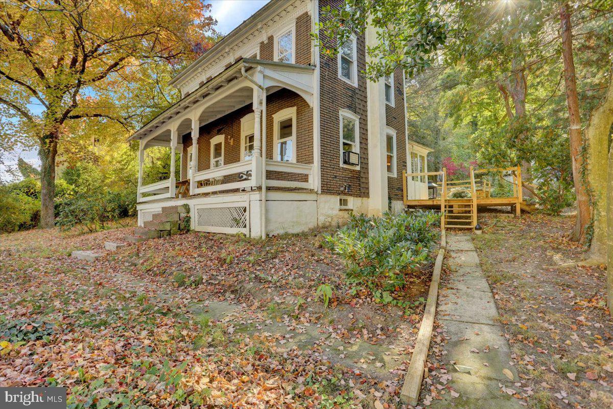 Property Photo:  562 Wyomissing Road  PA 19540 