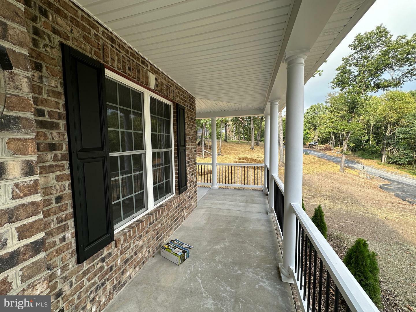 Property Photo:  181 Oak Drive  VA 22603 