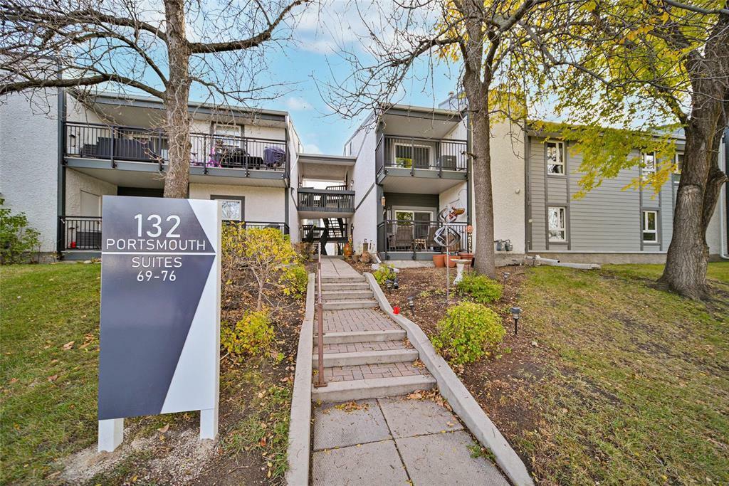 132 Portsmouth Boulevard  Winnipeg MB R3P 1B6 photo