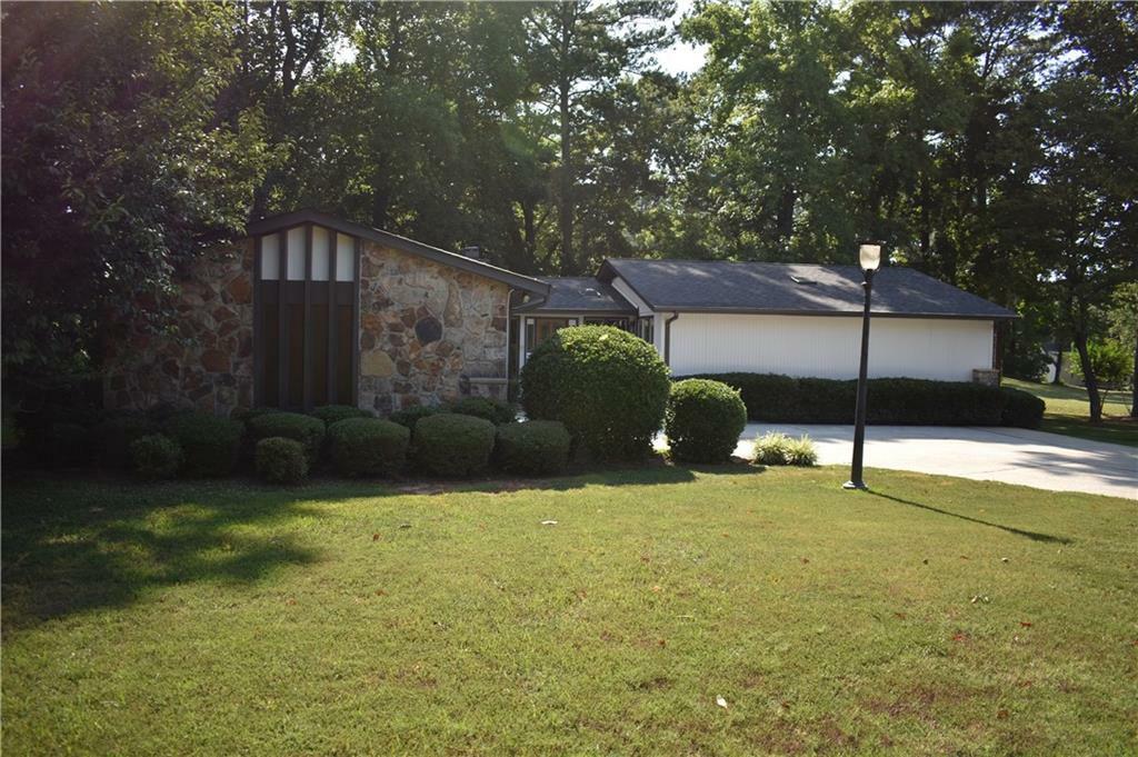 Property Photo:  776 Sugar Creek Trail SE  GA 30094 