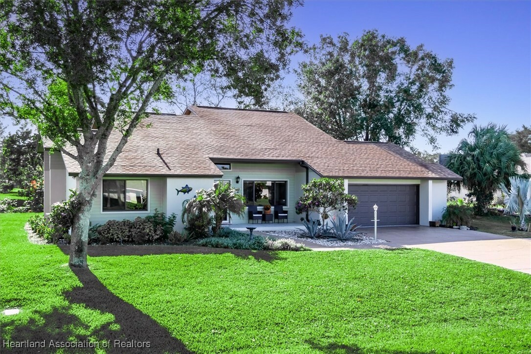 Property Photo:  112 Tomoka Boulevard N  FL 33852 