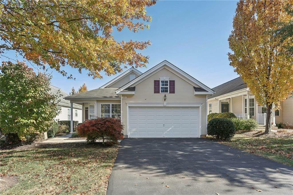 Property Photo:  1791 Creekview Court  PA 18062 