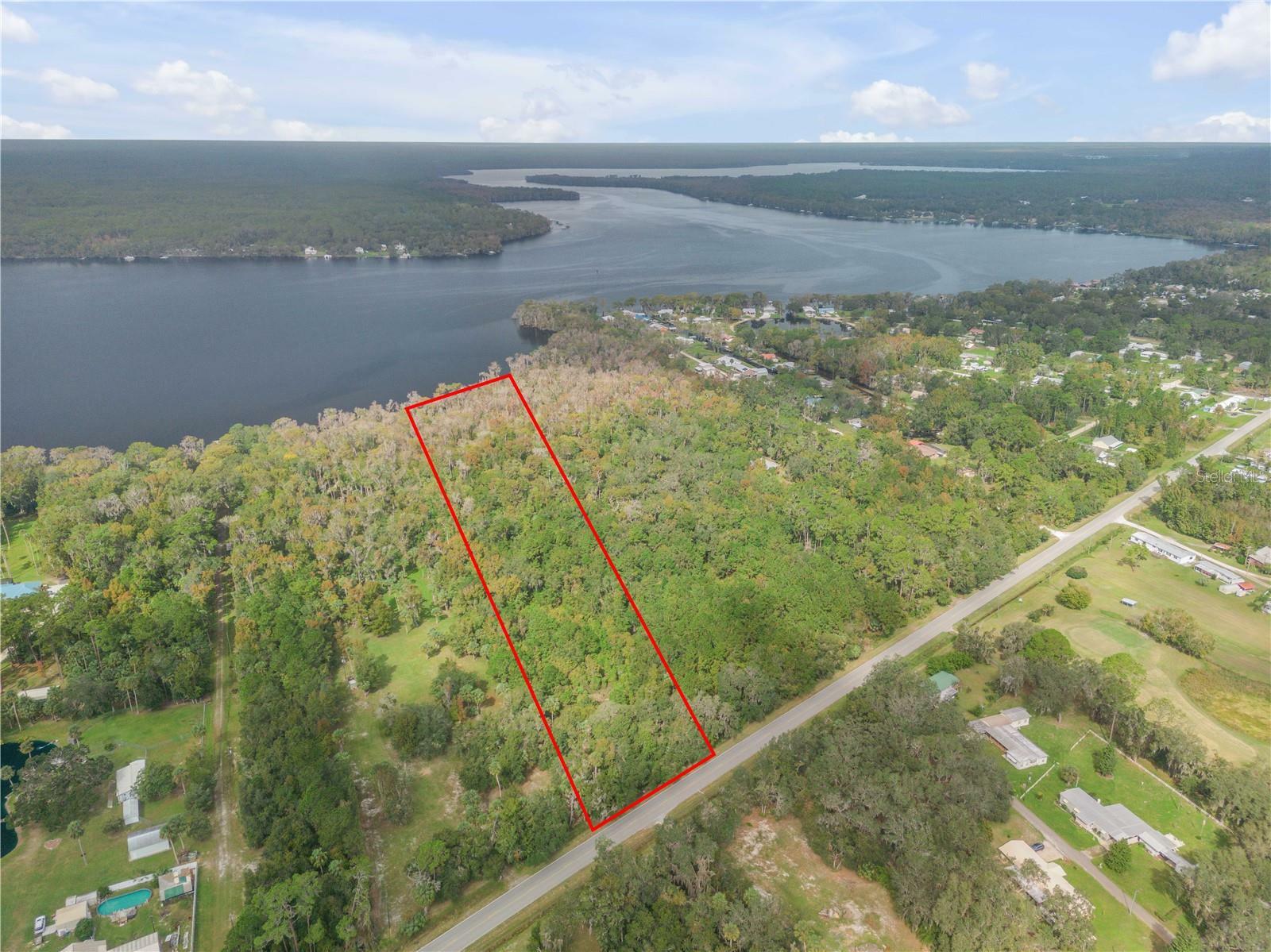 Property Photo:  1247 County Road 309  FL 32112 