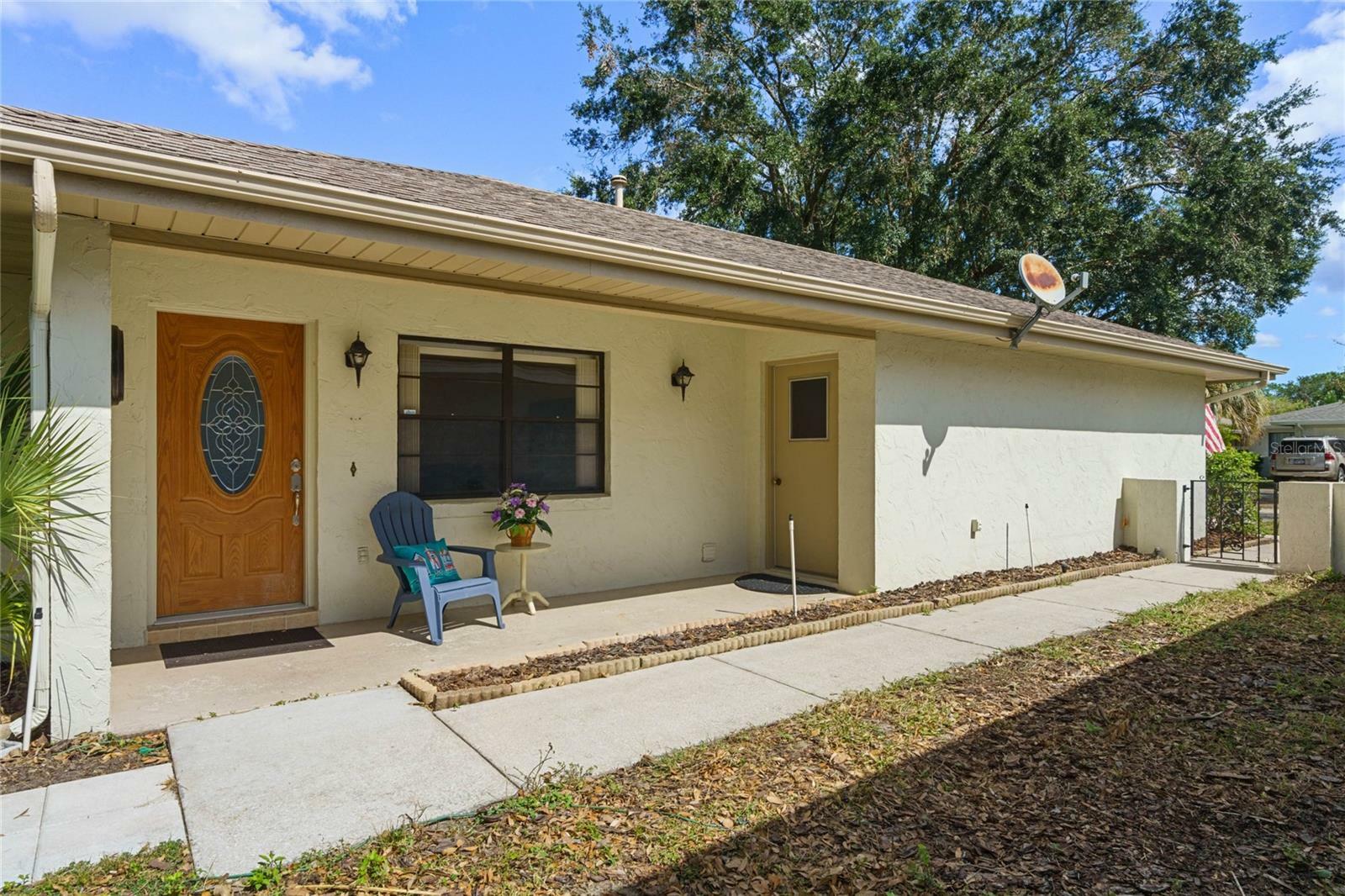 Property Photo:  466 Muirfield Court  FL 33884 