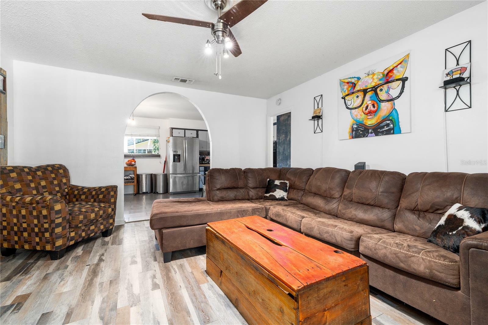 Property Photo: 4100 NW 20th Drive FL 32605
