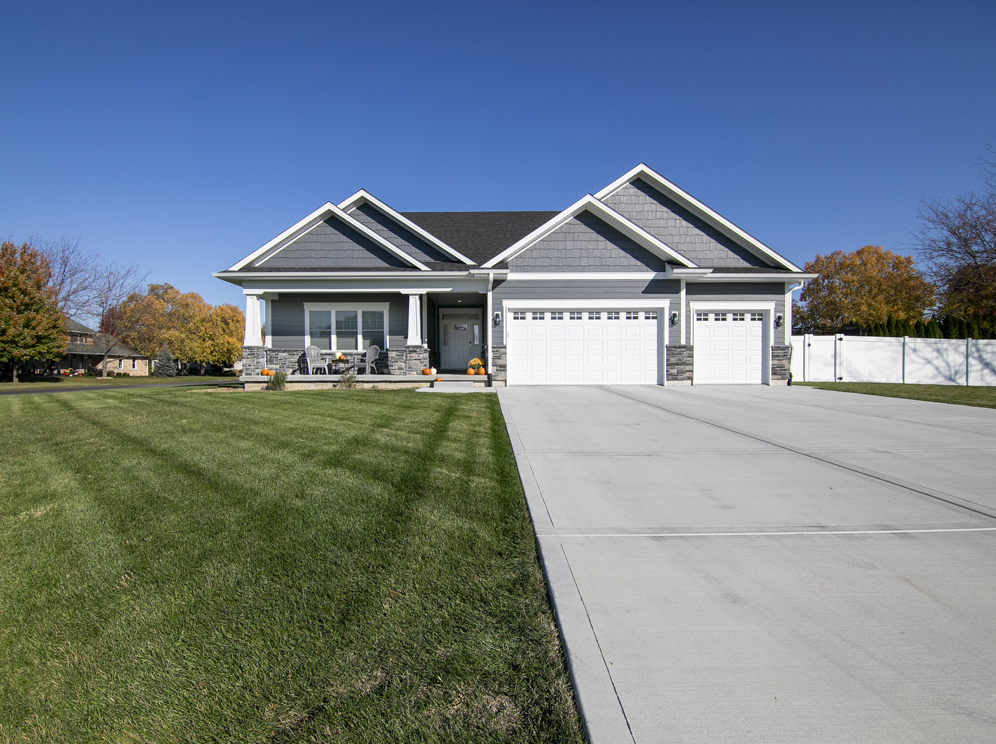 Property Photo:  1148 Game Trail S  IL 60914 