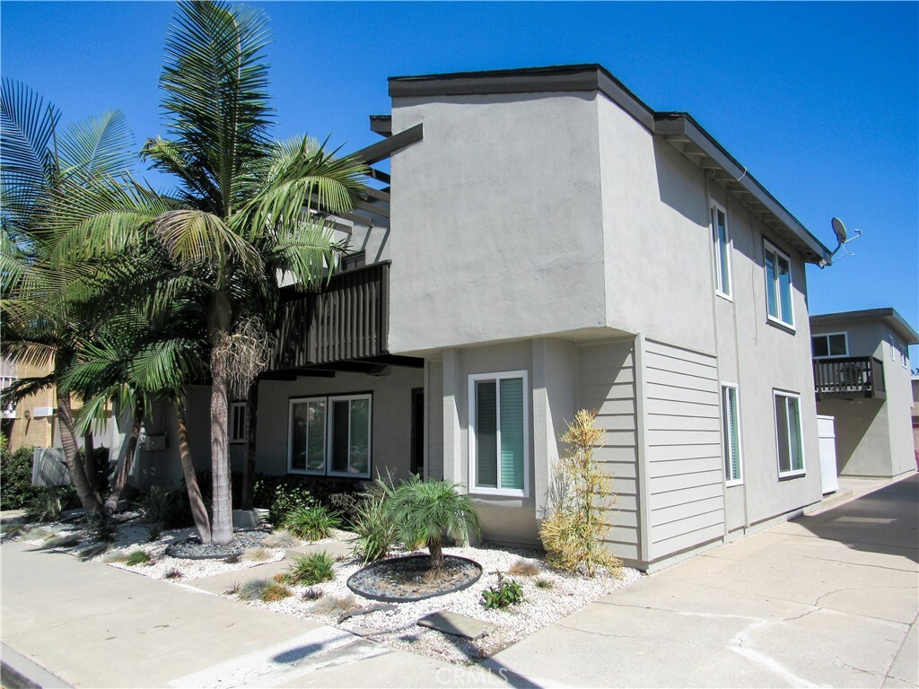 Property Photo:  16972 Lynn Lane  CA 92649 