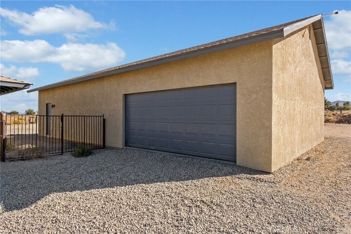 Property Photo:  5737 Sunnyslope Road  CA 92371 