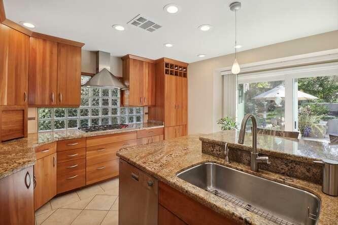 Property Photo:  6616 Chiquita Way  CA 95608 