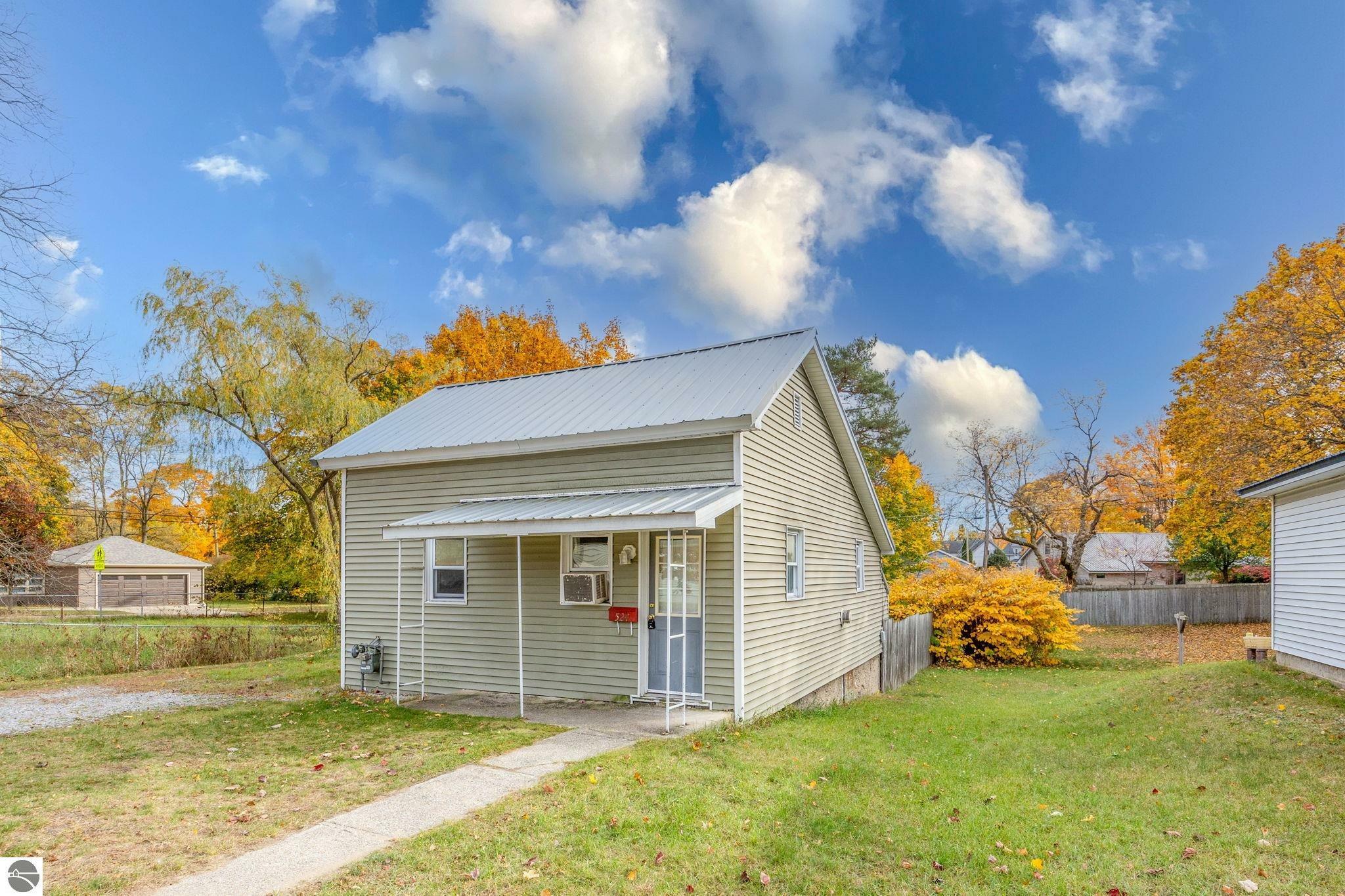 Property Photo:  524 Stimson Street  MI 49601 